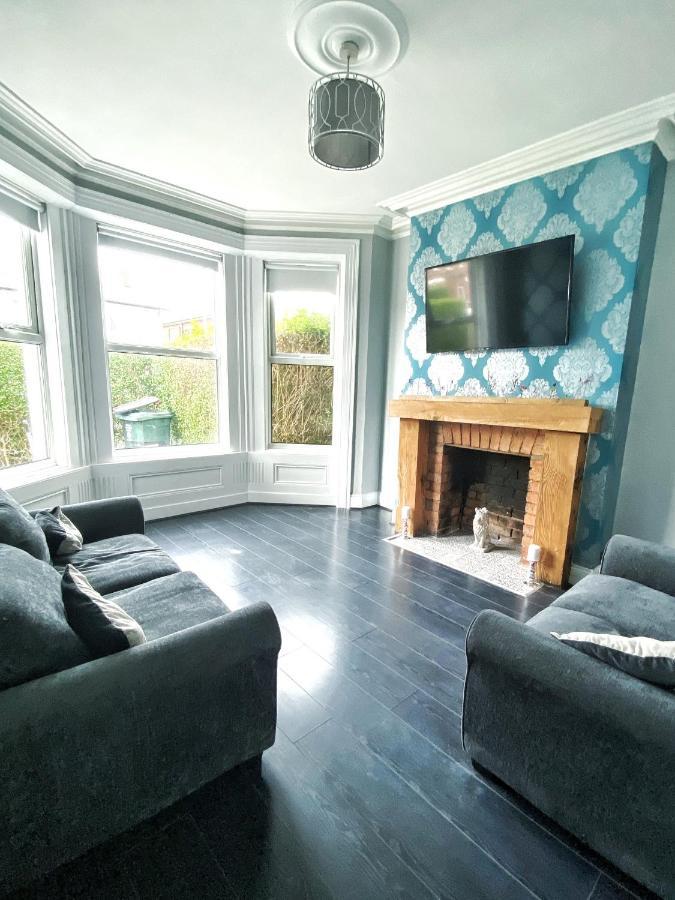 Gorgeous 3 Bedroom Victorian Townhouse Лісберн Екстер'єр фото